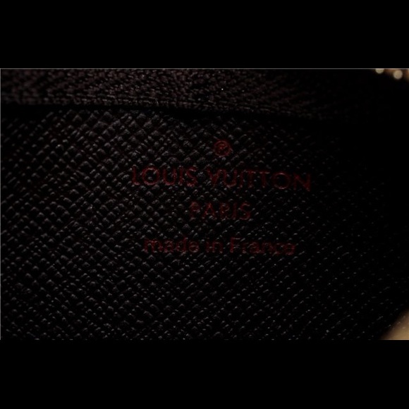 SOLD - Authentic Louis Vuitton keychain card pouch - Picture 11 of 16